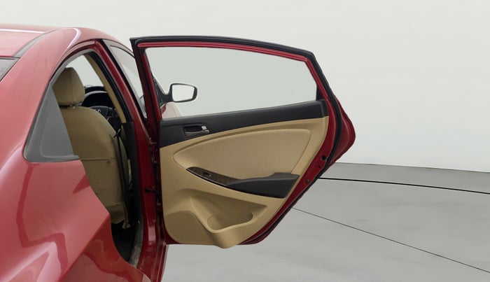 2016 Hyundai Verna 1.6 VTVT SX, Petrol, Manual, 31,268 km, RHS Rear Door