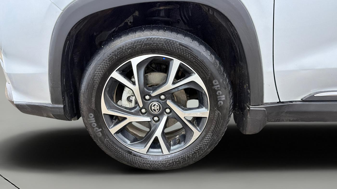2024 Toyota URBAN CRUISER HYRYDER G HYBRID, Hybrid, Automatic, 28,355 km, Left Front Wheel