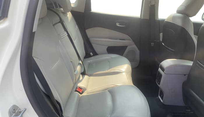 2017 Jeep Compass LIMITED 1.4 PETROL AT, Petrol, Automatic, 99,903 km, Right Side Rear Door Cabin