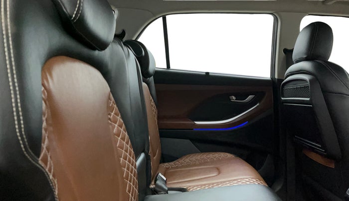 2022 Hyundai ALCAZAR PRESTIGE 2.0 MT 7STR, Petrol, Manual, 38,148 km, Right Side Rear Door Cabin