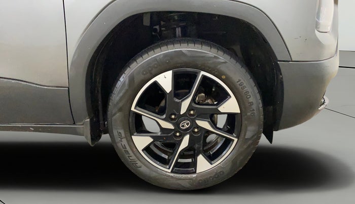 2022 Tata PUNCH CREATIVE  AMT, Petrol, Automatic, 45,186 km, Right Front Wheel