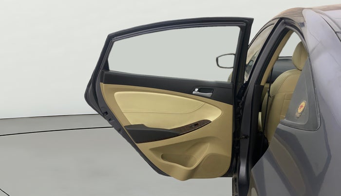 2015 Hyundai Verna FLUIDIC 4S 1.6 VTVT S(O), Petrol, Manual, 67,268 km, LHS Rear Door