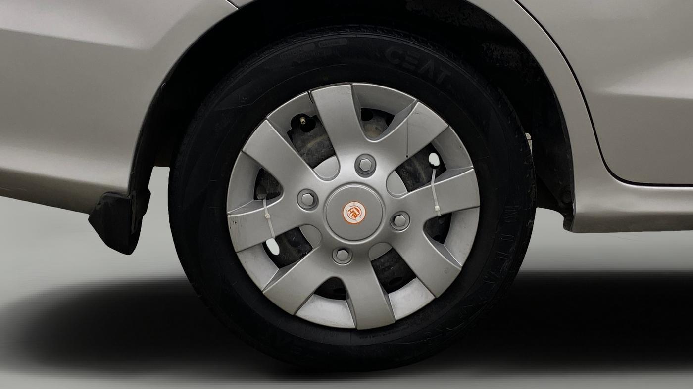 2014 Honda Mobilio 1.5L I-VTEC V, Petrol, Manual, 61,070 km, Right Rear Wheel