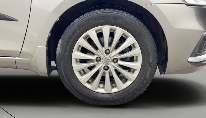 2018 Maruti Ciaz DELTA DIESEL 1.3, Diesel, Manual, 29,814 km, Right Front Wheel