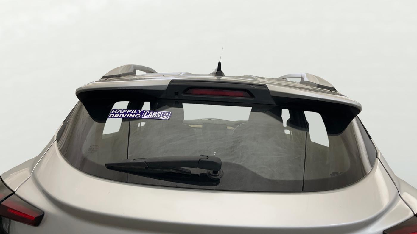 2021 Renault Kiger RXT (O) AMT, Petrol, Automatic, 49,934 km, Rear Windshield