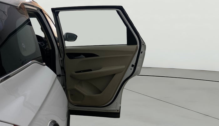 2021 MG HECTOR SHARP 1.5 PETROL CVT, Petrol, Automatic, 77,855 km, RHS Rear Door