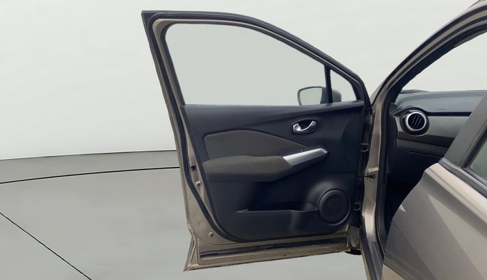 2019 Nissan Kicks XV DIESEL, Diesel, Manual, 41,552 km, LHS Front Door