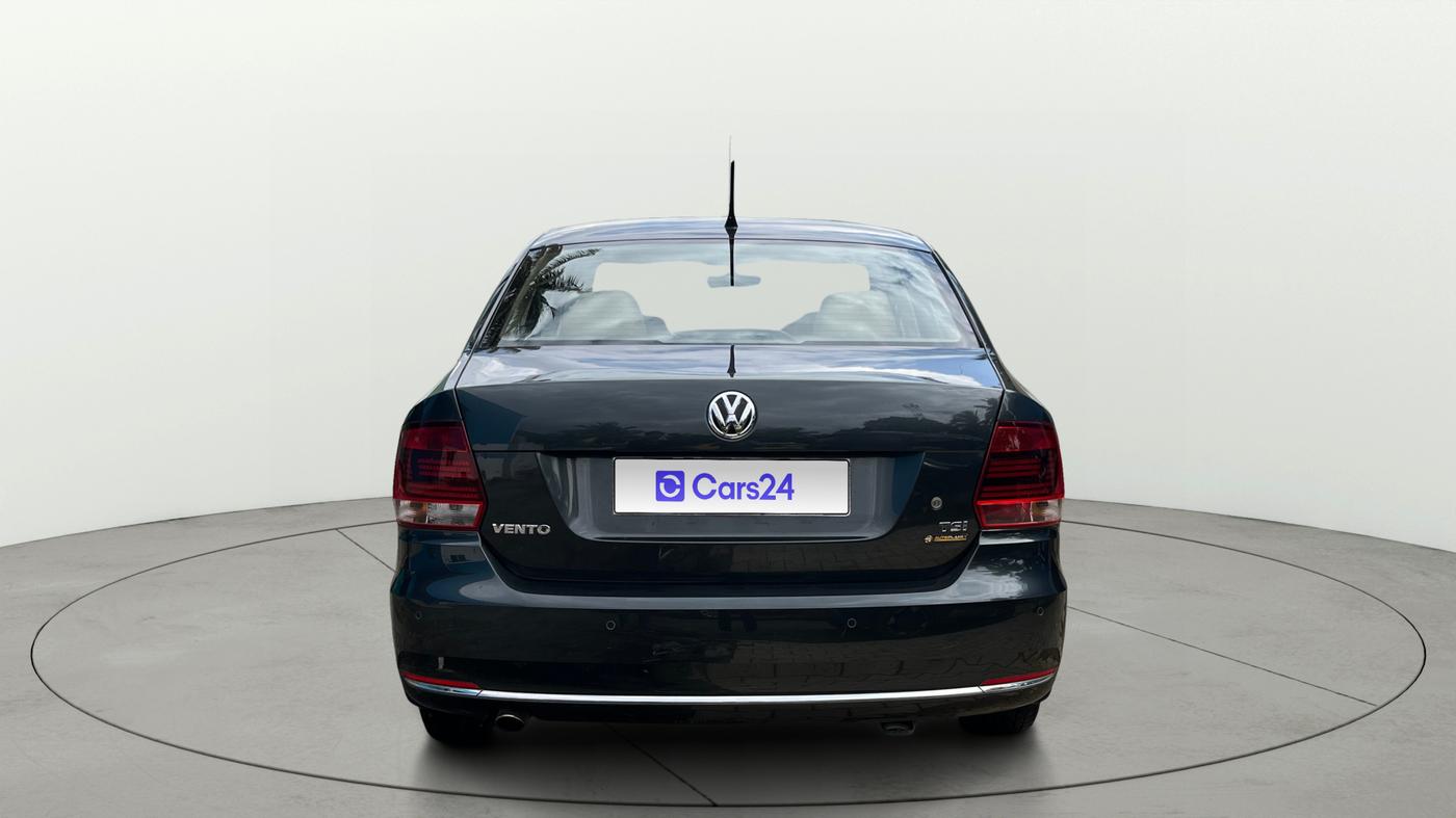 2016 Volkswagen Vento HIGHLINE PETROL AT, Petrol, Automatic, 25,550 km, Back/Rear