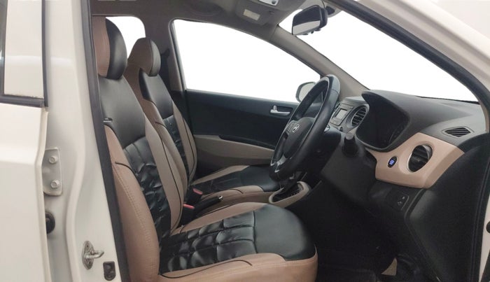 2016 Hyundai Grand i10 ASTA (O) AT 1.2 KAPPA VTVT, Petrol, Automatic, 31,525 km, Right Side Front Door Cabin