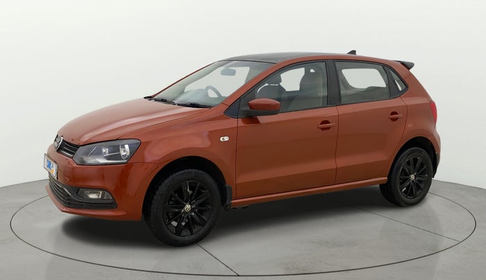 2014 Volkswagen Polo HIGHLINE1.2L, Petrol, Manual, 1,12,625 km, Left Front Diagonal