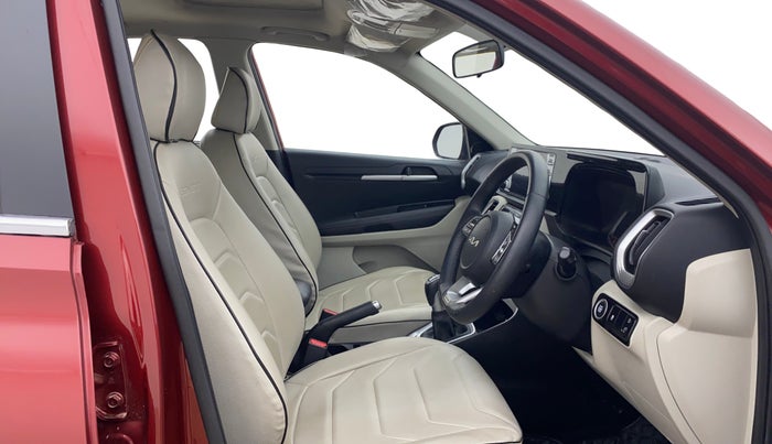 2022 KIA SONET HTX 1.5, Diesel, Manual, 33,023 km, Right Side Front Door Cabin