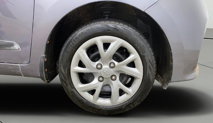 2017 Hyundai Grand i10 SPORTZ 1.2 KAPPA VTVT, Petrol, Manual, 51,849 km, Right Front Wheel