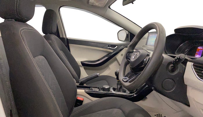 2021 Tata NEXON XZ PLUS PETROL DUAL TONE, Petrol, Manual, 69,728 km, Right Side Front Door Cabin