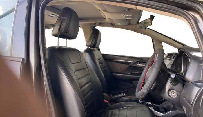 2018 Honda WR-V 1.2L I-VTEC VX MT, Petrol, Manual, 1,14,300 km, Right Side Front Door Cabin