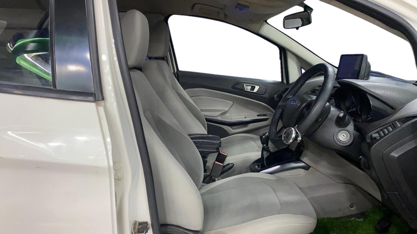 2017 Ford Ecosport TREND 1.5L DIESEL, Diesel, Manual, 98,691 km, Right Side Front Door Cabin