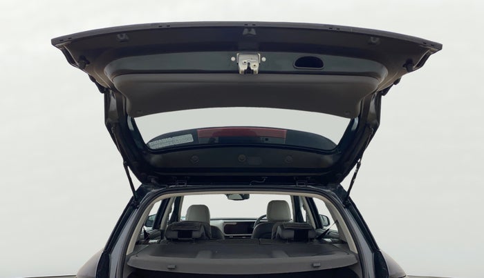 2024 Hyundai Creta SX (O) 1.5 DIESEL AT, Diesel, Automatic, 24,800 km, Boot Door Open