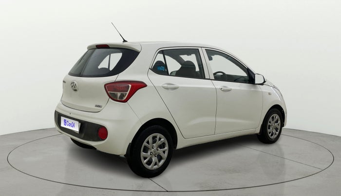 2017 Hyundai Grand i10 MAGNA 1.2 KAPPA VTVT, Petrol, Manual, 57,457 km, Right Back Diagonal