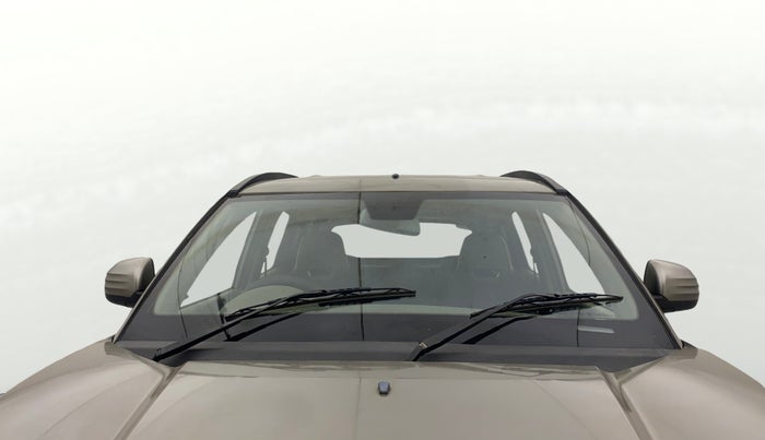 2017 Mahindra Kuv100 K4 6 STR, Petrol, Manual, 91,898 km, Front Windshield