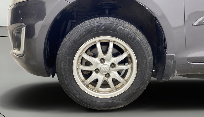 2017 Maruti Swift VXI O, Petrol, Manual, 90,205 km, Left Front Wheel