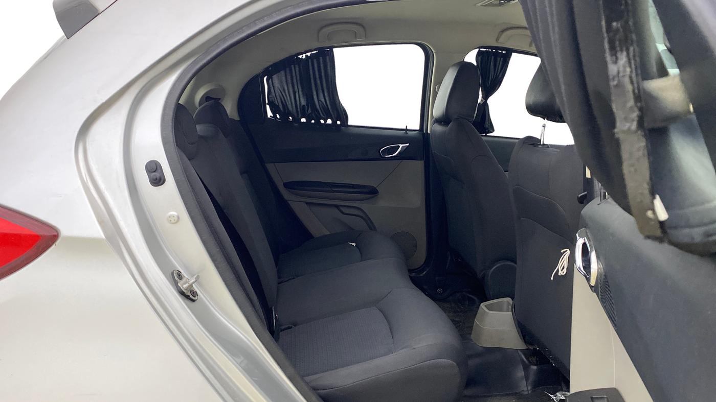 2018 Tata Tiago XZA PETROL, Petrol, Automatic, 80,434 km, Right Side Rear Door Cabin