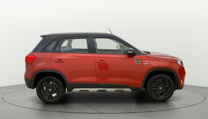 2019 Maruti Vitara Brezza ZDI PLUS AT DUAL TONE, Diesel, Automatic, 67,898 km, Right Side View
