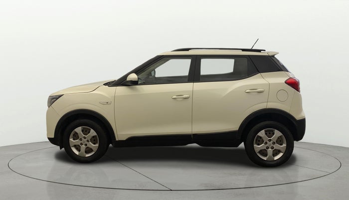 2019 Mahindra XUV300 W6 1.2 PETROL, Petrol, Manual, 41,558 km, Left Side