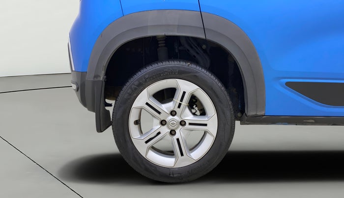 2021 Renault Kiger RXT 1.0 TURBO MT DUAL TONE, Petrol, Manual, 13,273 km, Right Rear Wheel