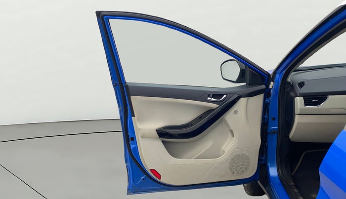 2020 Tata NEXON XZA PLUS SUNROOF PETROL, Petrol, Automatic, 78,536 km, LHS Front Door
