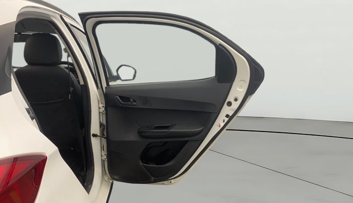 2021 Tata TIAGO NRG XZ MT, Petrol, Manual, 30,503 km, RHS Rear Door