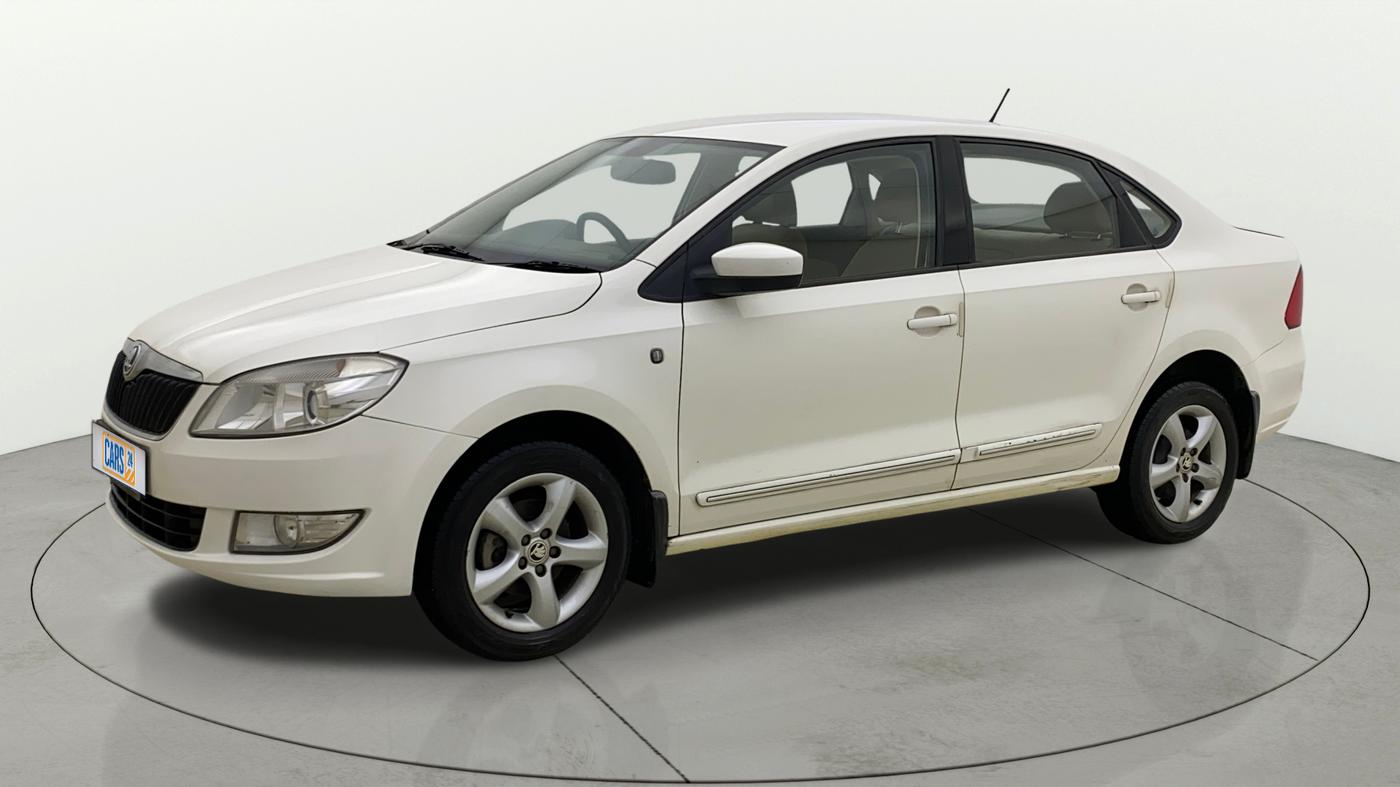 2014 Skoda Rapid ELEGANCE 1.6 MPI AT, Petrol, Automatic, 62,543 km, Left Front Diagonal