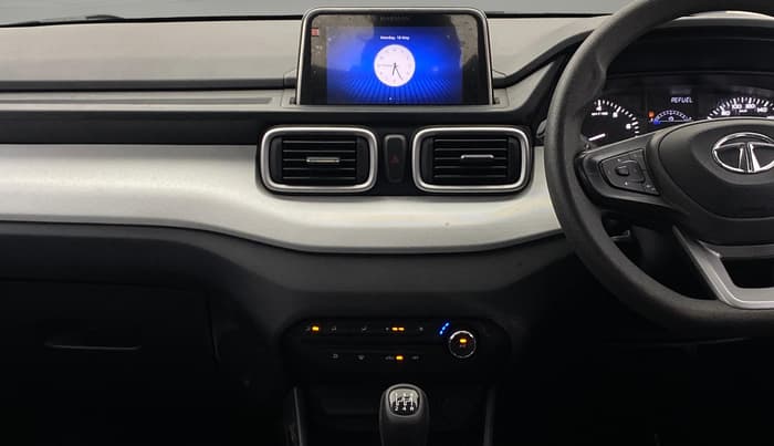2022 Tata PUNCH ACCOMPLISHED MT, Petrol, Manual, 35,043 km, Air Conditioner