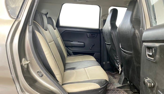 2022 Maruti New Wagon-R LXI CNG 1.0, CNG, Manual, 56,810 km, Right Side Rear Door Cabin