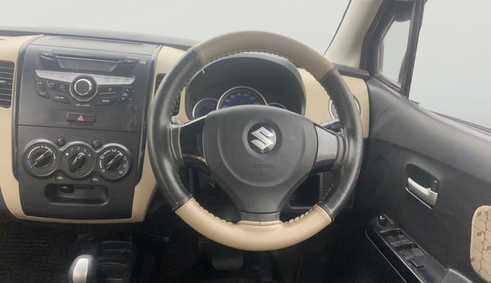 2018 Maruti Wagon R 1.0 VXI (O) AMT, Petrol, Automatic, 89,082 km, Steering Wheel Close Up