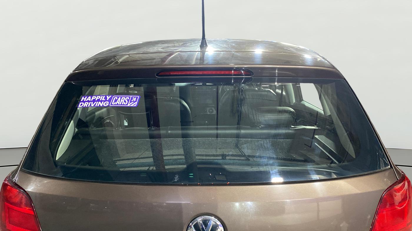 2018 Volkswagen Polo TRENDLINE 1.0L, Petrol, Manual, 40,331 km, Rear Windshield
