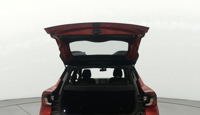 2022 Renault Kiger RXZ TURBO CVT DUAL TONE, Petrol, Automatic, 65,030 km, Boot Door Open
