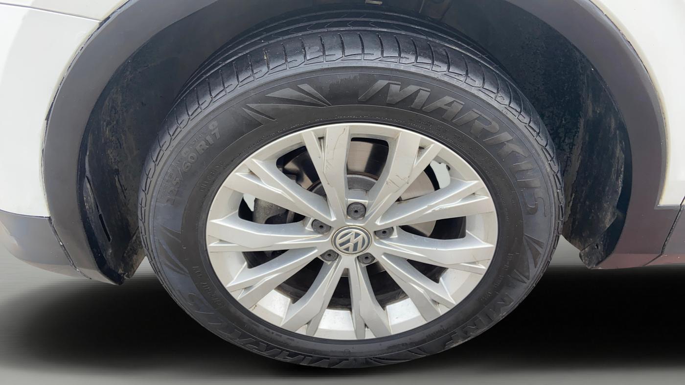 2019 Volkswagen TIGUAN COMFORTLINE TDI AT, Diesel, Automatic, 1,11,225 km, Left Front Wheel