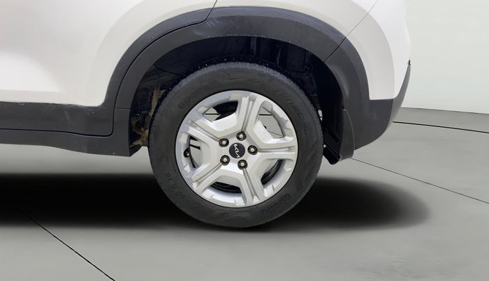 2022 KIA SONET HTK PLUS 1.2, Petrol, Manual, 1,47,370 km, Left Rear Wheel