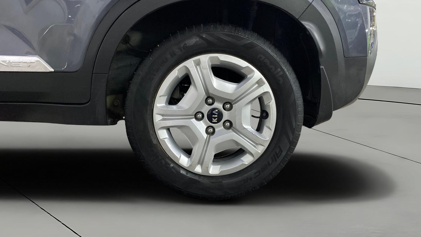 2021 KIA SONET HTK 1.2, Petrol, Manual, 17,176 km, Left Rear Wheel
