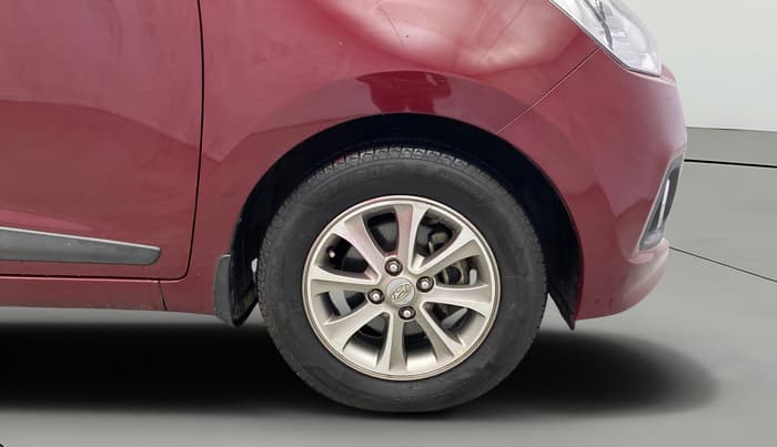 2016 Hyundai Grand i10 ASTA (O) 1.2 KAPPA VTVT, Petrol, Manual, 67,481 km, Right Front Wheel