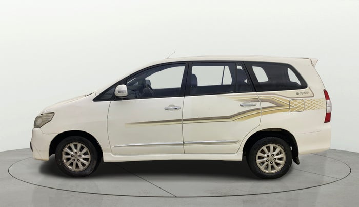 2014 Toyota Innova 2.5 ZX 7 STR, Diesel, Manual, 1,70,000 km, Left Side