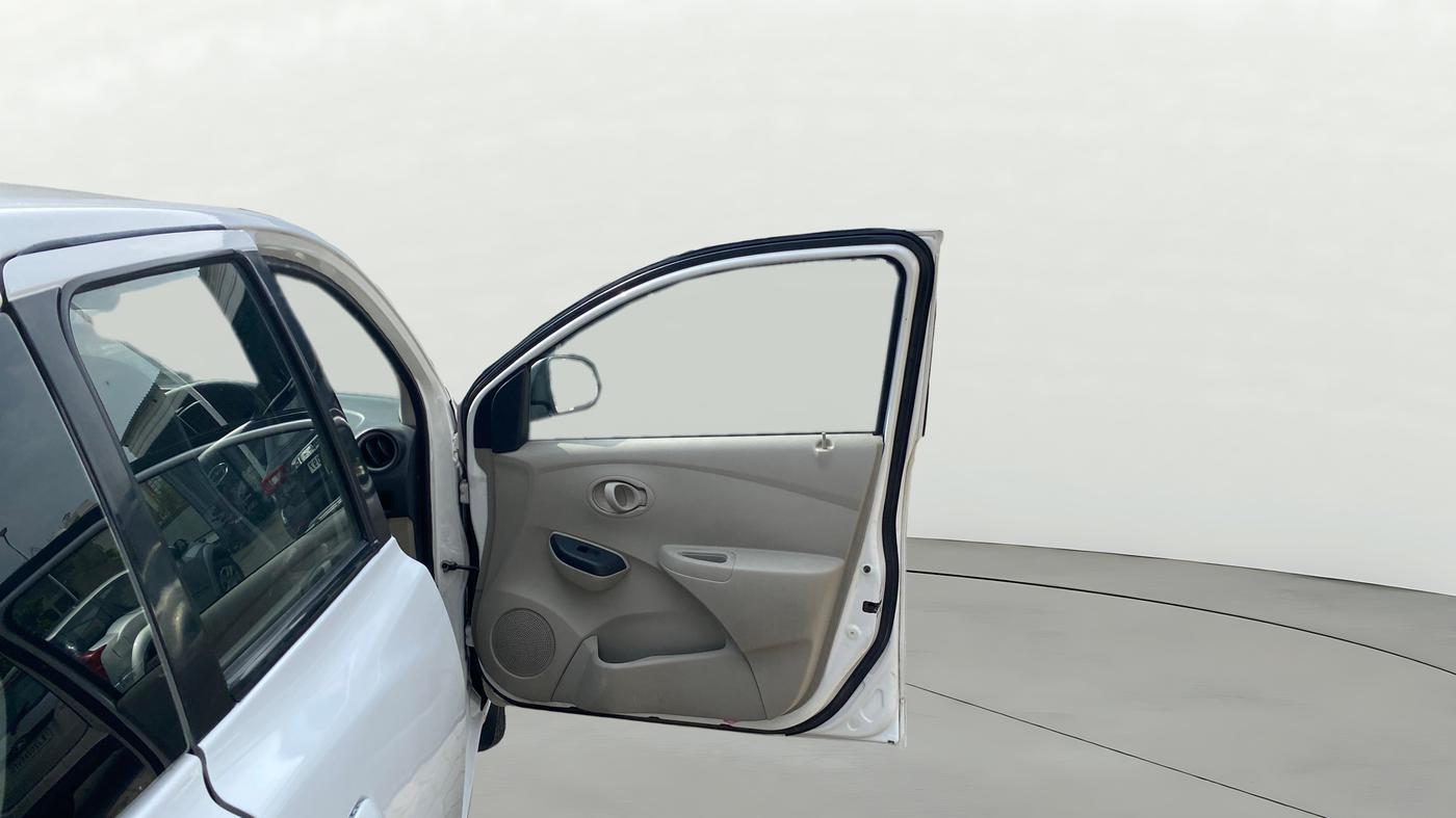 2018 Datsun Go Plus T, Petrol, Manual, 29,975 km, RHS Front Door