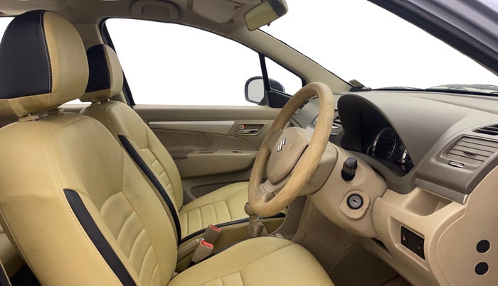 2013 Maruti Ertiga VXI, Petrol, Manual, 74,135 km, Right Side Front Door Cabin