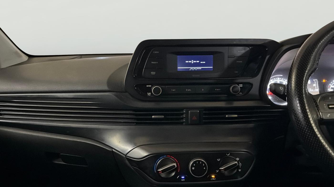 2021 Hyundai NEW I20 MAGNA 1.2 MT, Petrol, Manual, 1,05,532 km, Air Conditioner