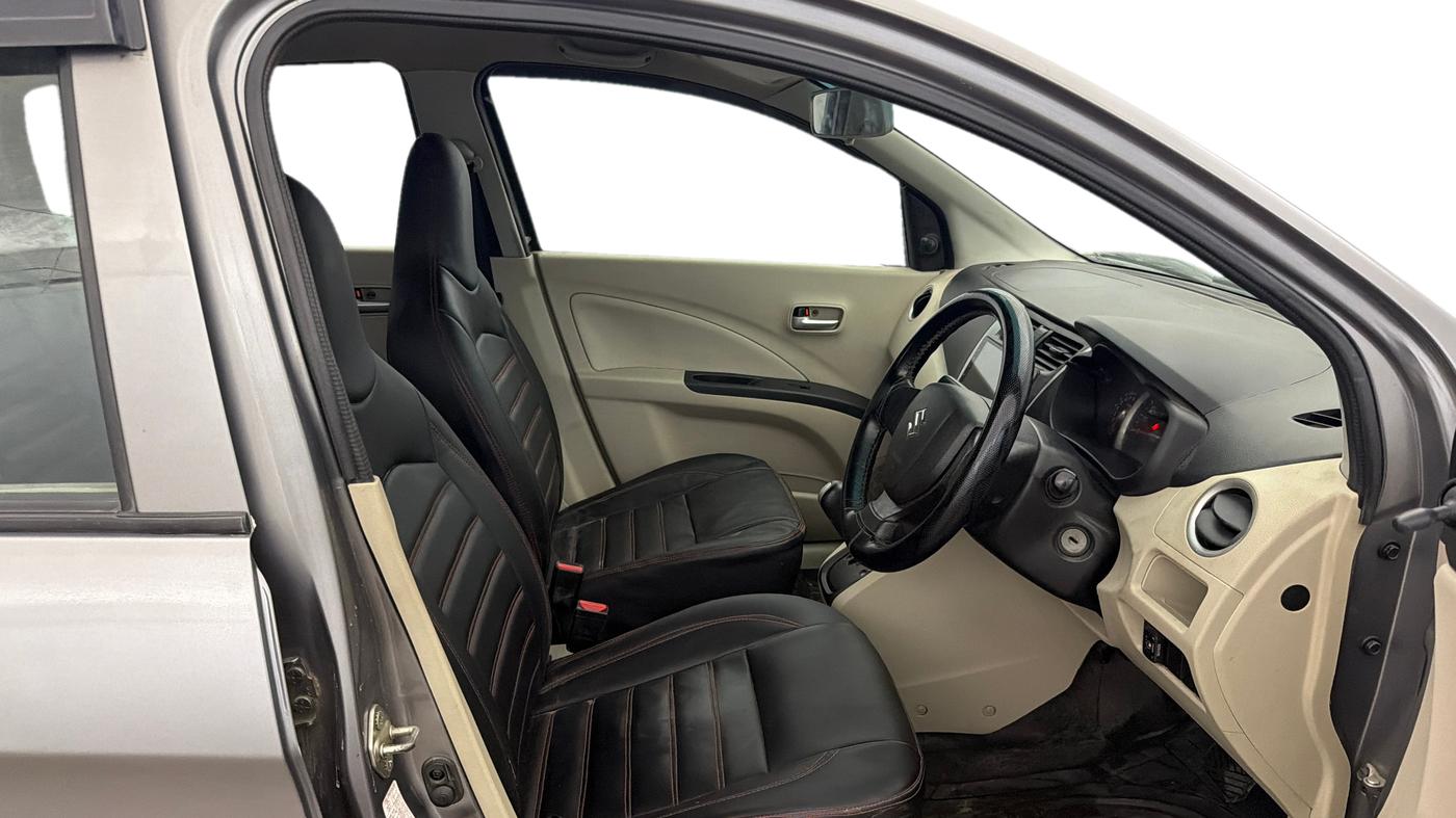 2019 Maruti Celerio VXI AMT, CNG, Automatic, 66,387 km, Right Side Front Door Cabin