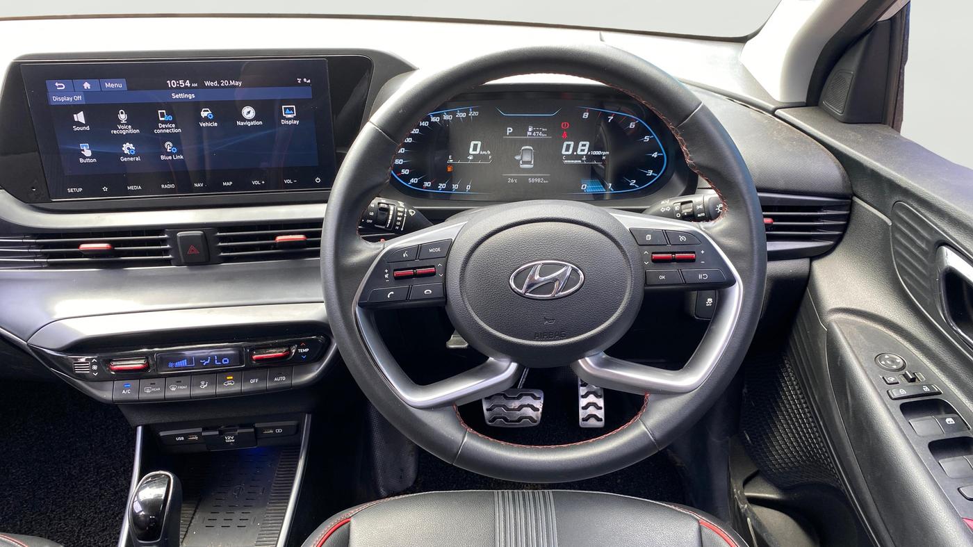 2021 Hyundai NEW I20 Asta (O) 1.0 Turbo DCT Dual Tone, Petrol, Automatic, 58,948 km, Steering Wheel Close Up