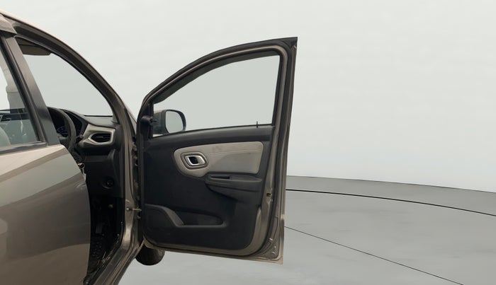 2020 Datsun Redi Go T(O) 1.0, Petrol, Manual, 19,784 km, RHS Front Door