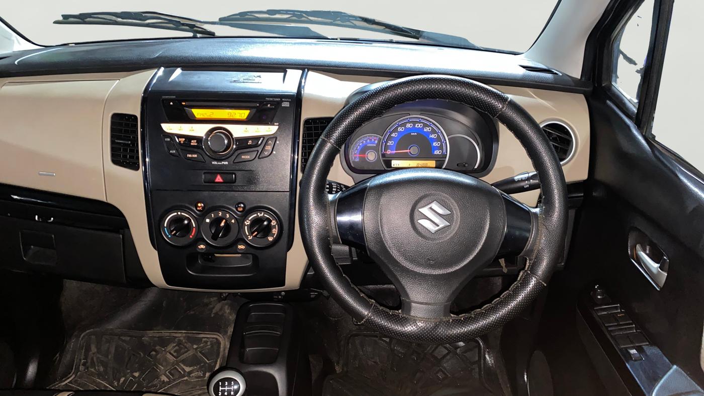 2018 Maruti Wagon R 1.0 VXI, Petrol, Manual, 8,484 km, Steering Wheel Close Up