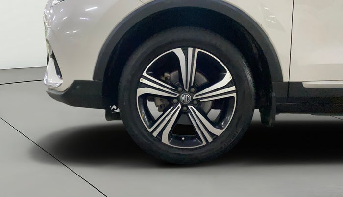 2023 MG ASTOR SHARP 1.5 CVT, Petrol, Automatic, 21,810 km, Left Front Wheel