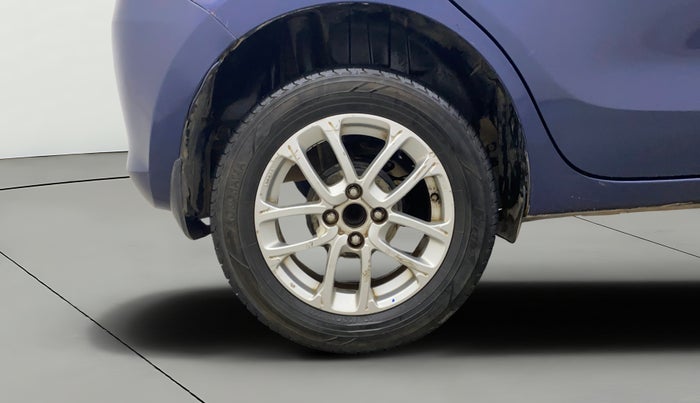 2018 Maruti Swift ZDI AMT, Diesel, Automatic, 98,077 km, Right Rear Wheel