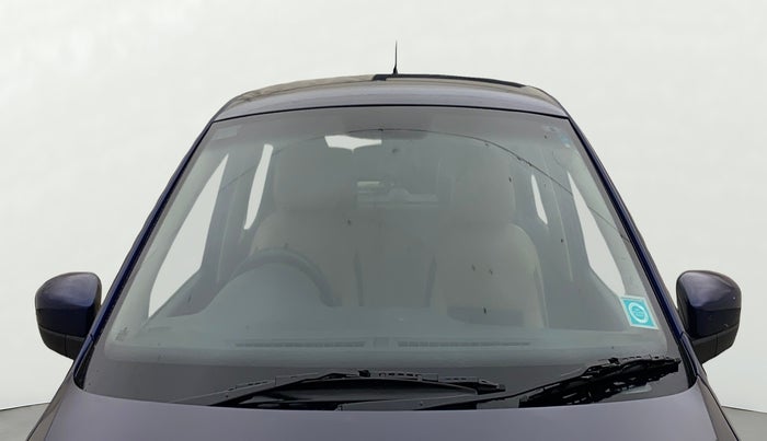 2014 Volkswagen Polo HIGHLINE1.2L, Petrol, Manual, 1,18,375 km, Front Windshield